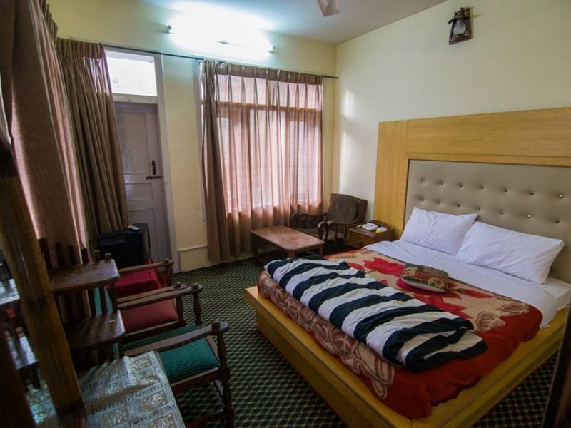 Hunza View Hotel Deluxe Room Bed